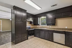 1954 Mims St, Fort Worth, TX 76112 - Photo 9