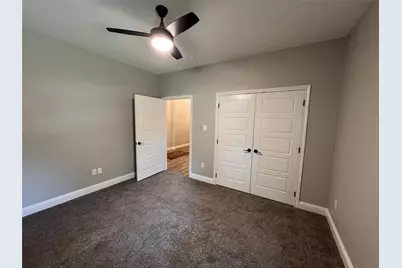 505 S Sky Court, Granbury, TX 76049 - Photo 13