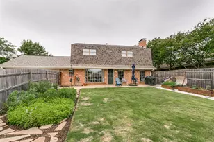 2416 Heather Hill Ln, Plano, TX 75075 - Photo 23