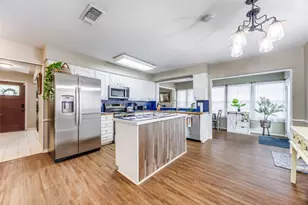 2705 N Woods St, Sherman, TX 75092 - Photo 5