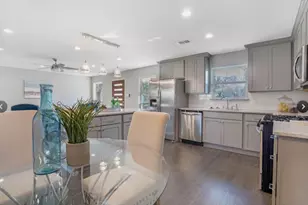 1131 Forester Dr, Dallas, TX 75216 - Photo 11