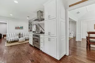 8005 Westover Dr, Dallas, TX 75231 - Photo 7