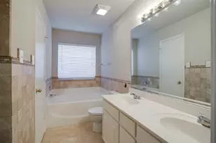 10708 Braemoor Dr, Fort Worth, TX 76052 - Photo 17