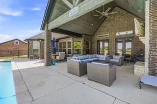 2009 Tree Top Ct, Granbury, TX 76049 - Photo 33