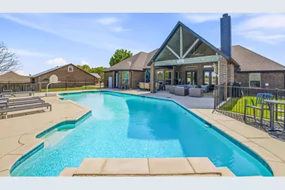 2009 Tree Top Court, Granbury, TX 76049 - Photo 1