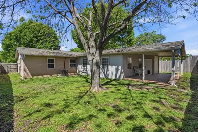 8660 Kingspoint Drive, Dallas, TX 75238 - Photo 27