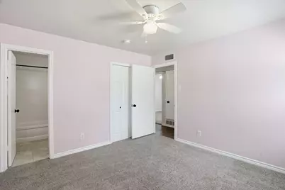 8660 Kingspoint Drive, Dallas, TX 75238 - Photo 19