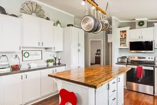 297 Lone Tree Ln, Decatur, TX 76234 - Photo 3