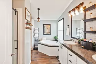 297 Lone Tree Ln, Decatur, TX 76234 - Photo 11