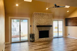 3013 Carolyn Ct, Bedford, TX 76021 - Photo 3