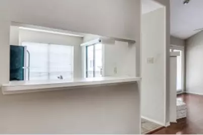 5200 Martel Avenue #33C, Dallas, TX 75206 - Photo 7