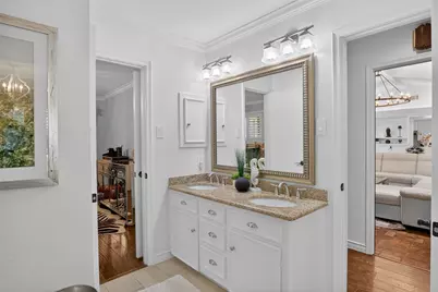 3228 Grantwood Drive, Dallas, TX 75229 - Photo 21