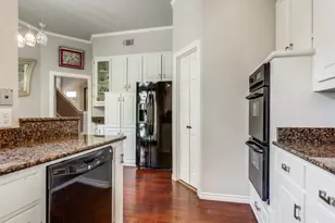 6205 Twin Oaks Cir, Dallas, TX 75240 - Photo 9