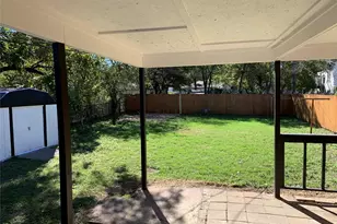 1918 Melbourne Ave, Dallas, TX 75224 - Photo 9