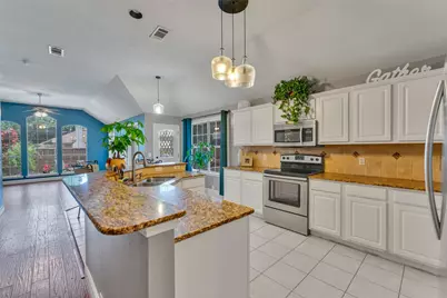 1217 Hershey Lane, Lewisville, TX 75077 - Photo 7