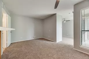 3109 Sondra Dr, Fort Worth, TX 76107 - Photo 3