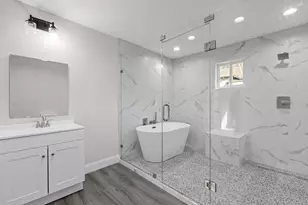 2435 Sharon St, Dallas, TX 75211 - Photo 15