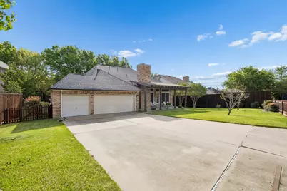 7519 Bradford Pear Drive, Irving, TX 75063 - Photo 23