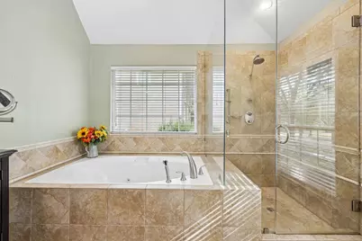 7519 Bradford Pear Drive, Irving, TX 75063 - Photo 15