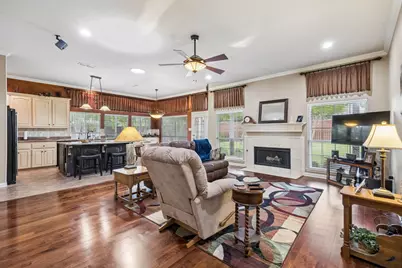 7519 Bradford Pear Drive, Irving, TX 75063 - Photo 7