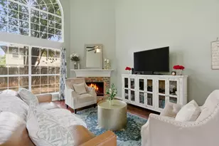 313 Georgian Oak Ct, Lake Dallas, TX 75065 - Photo 5