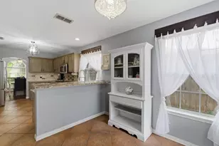 313 Georgian Oak Ct, Lake Dallas, TX 75065 - Photo 13