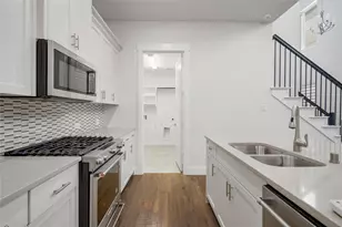 8331 Nunley Ln, Dallas, TX 75231 - Photo 15