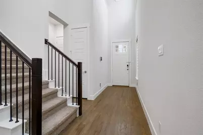 8331 Nunley Lane, Dallas, TX 75231 - Photo 3