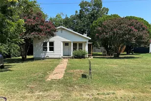 104 W Wilson Ave, Whitney, TX 76692 - Photo 1