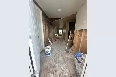 6614 Ashley Court, Granbury, TX 76049 - Photo 7