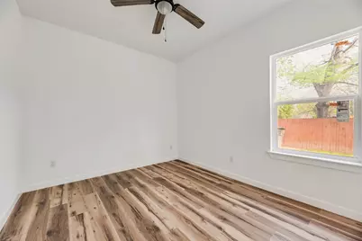 1014 Trinity Street, Cleburne, TX 76031 - Photo 19