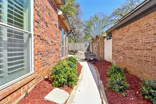 3017 Eagles Nest Dr, Bedford, TX 76021 - Photo 27