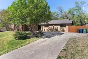 5521 Chimney Rock Rd, Fort Worth, TX 76112 - Photo 37