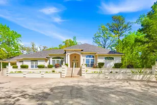 18737 Oakbrook Rd, Tyler, TX 75703 - Photo 1