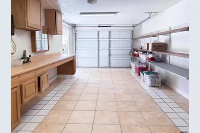 18737 Oakbrook Road, Tyler, TX 75703 - Photo 33