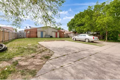 7049 Sorcey Road, Dallas, TX 75249 - Photo 13
