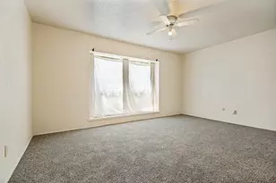 7049 Sorcey Rd, Dallas, TX 75249 - Photo 11