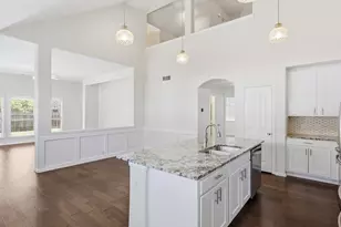 2549 Indian Hills Dr, Little Elm, TX 75068 - Photo 9