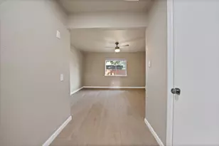 3100 Wintersmith Dr, Arlington, TX 76014 - Photo 19