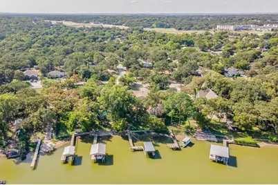 300 Shoreline Drive, Azle, TX 76020 - Photo 33