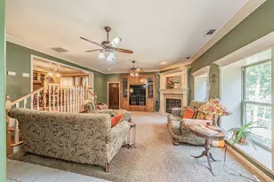 300 Shoreline Dr, Azle, TX 76020 - Photo 13