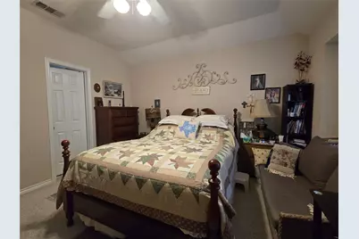 6013 Meadowglen Drive, Denton, TX 76226 - Photo 13