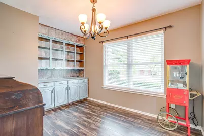 406 Country Club Drive, Joshua, TX 76058 - Photo 9