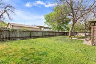 314 N Avenue I, Clifton, TX 76634 - Photo 21