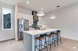 5515 Bryan Pkwy, Dallas, TX 75206 - Photo 3