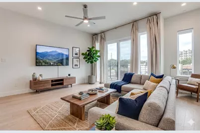 5515 Bryan Parkway #104, Dallas, TX 75206 - Photo 1