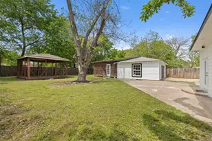 215 Glenview St, Dallas, TX 75217 - Photo 31