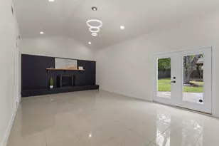 215 Glenview St, Dallas, TX 75217 - Photo 27