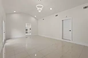 215 Glenview St, Dallas, TX 75217 - Photo 29