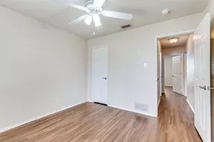 113 St James Ct, Rhome, TX 76078 - Photo 15